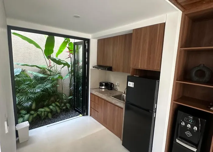 Villa Salty Palms *
