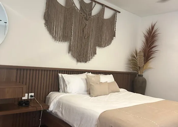 Villa Salty Palms *
